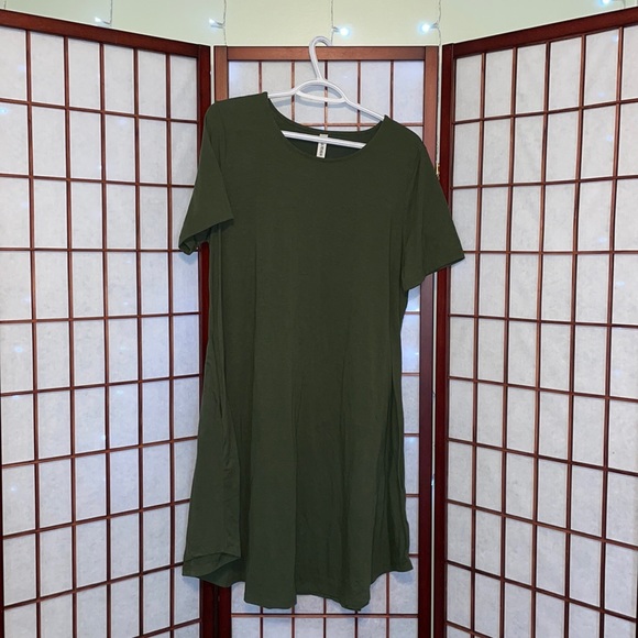 T-Shirt Dress - Picture 1 of 3